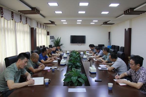 工程局黨政領(lǐng)導(dǎo)班子聽取龍頭山工程專題匯報