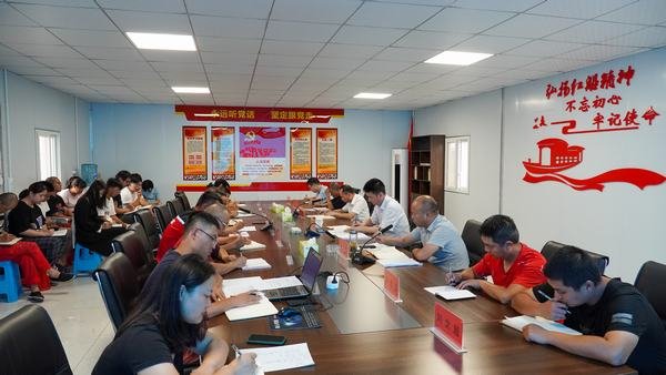 公司總經(jīng)理袁斌一行到虎渡溪航電工程項(xiàng)目指導(dǎo)工作