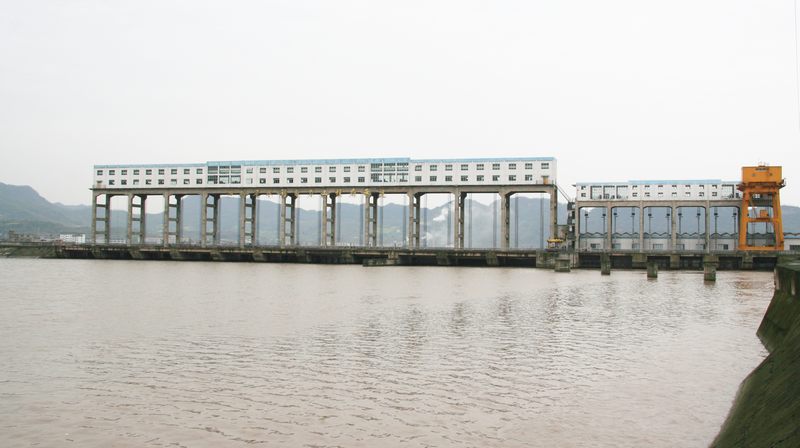 雅安大興水電站閘壩